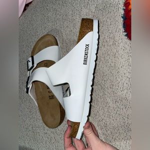 BRAND NEW White Birkenstocks size 37 (6.5-7) only ever tried on!